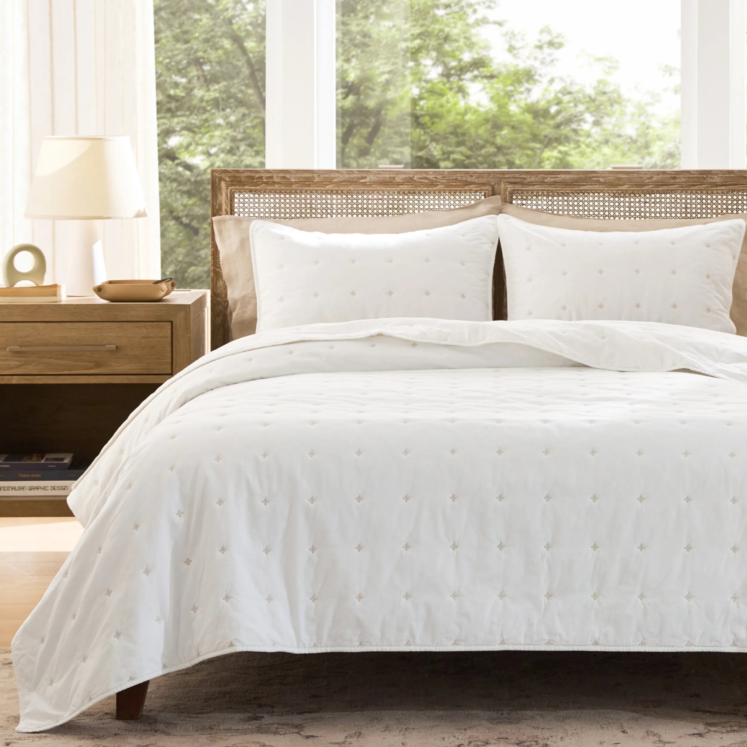 Cotton Clover Quilt Set – Image 2