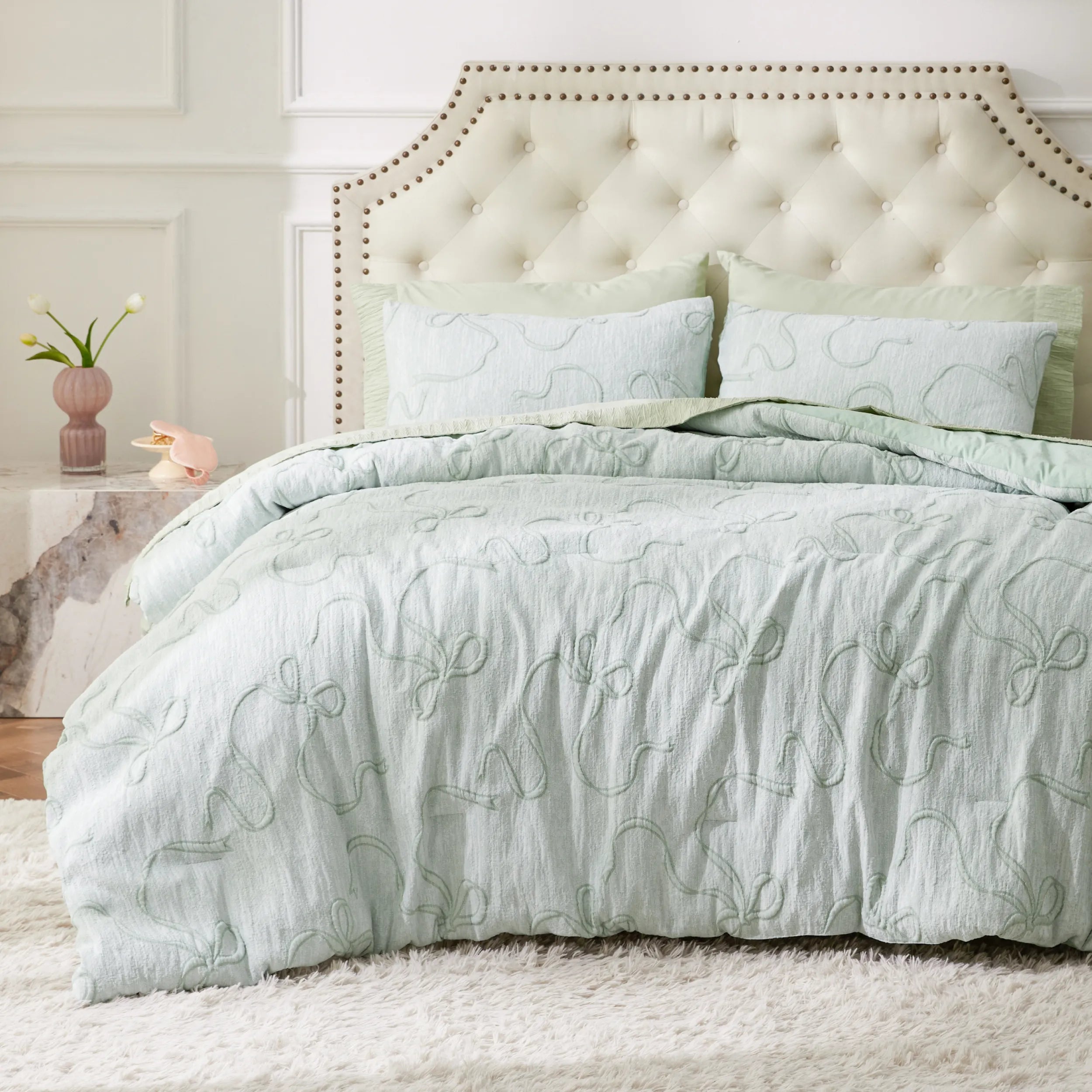 Graceful Bow Jacquard Comforter Set – Image 2