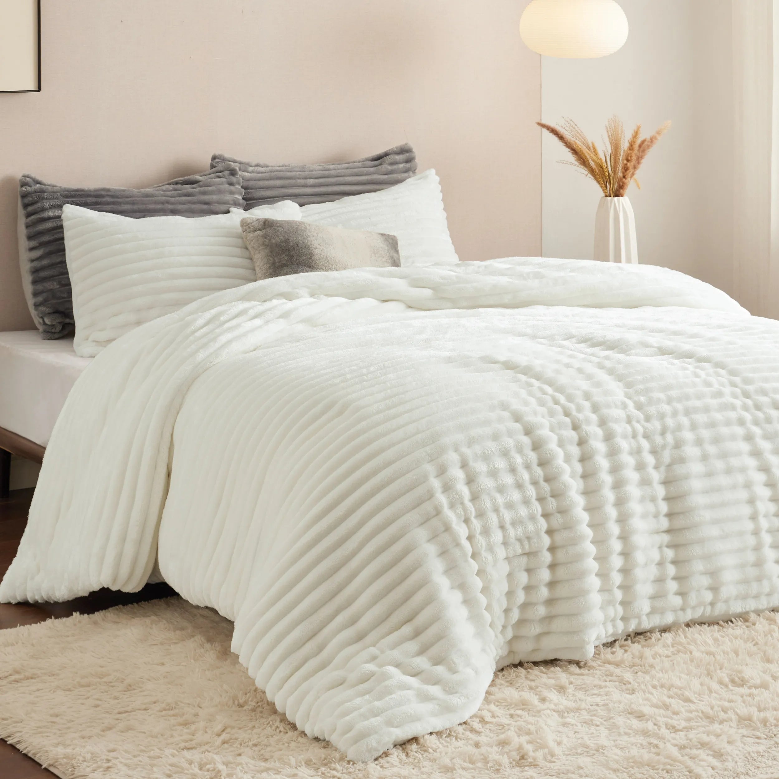 Striped Flannel Comforter Set – Image 3