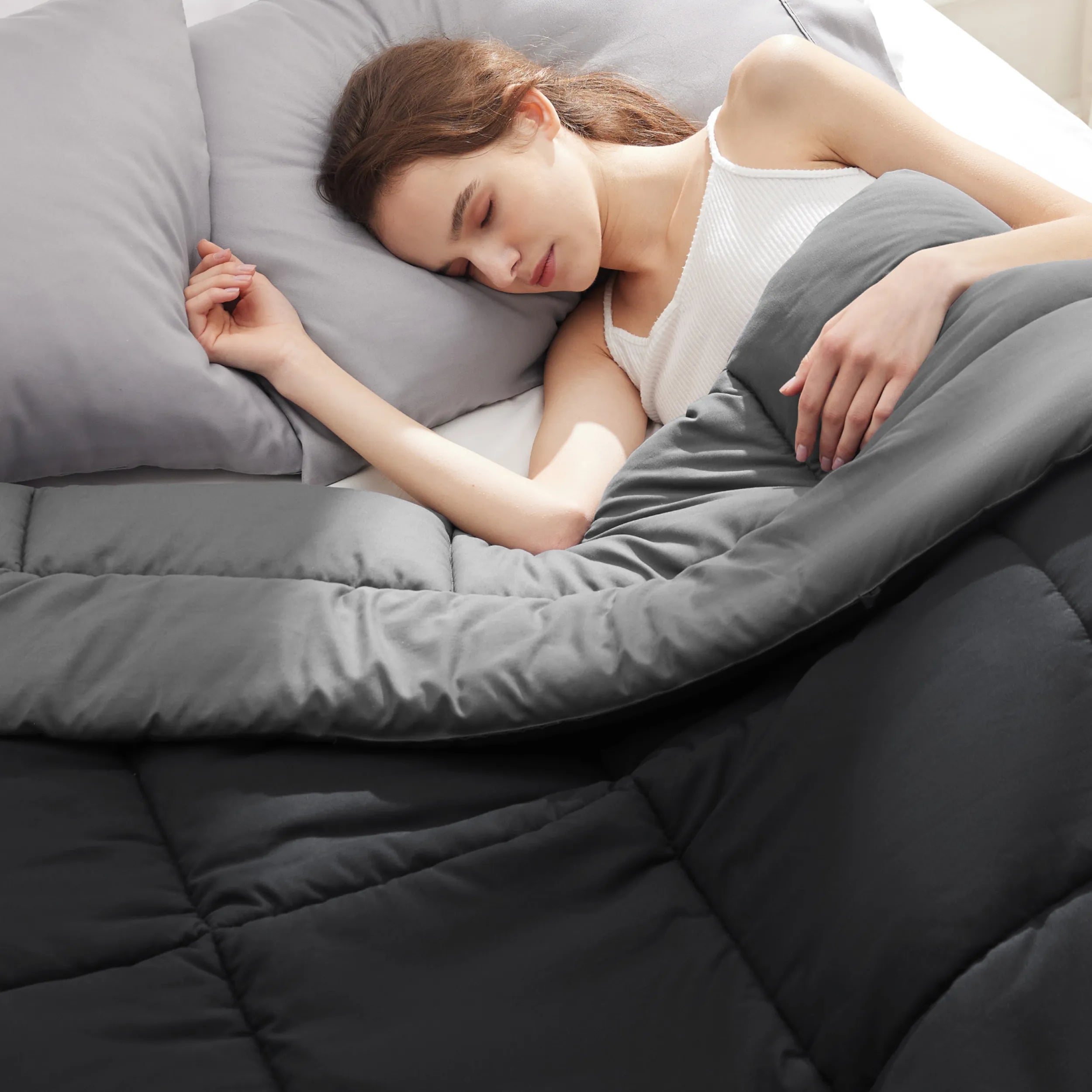 Premium Down-Alt Comforter – Image 4