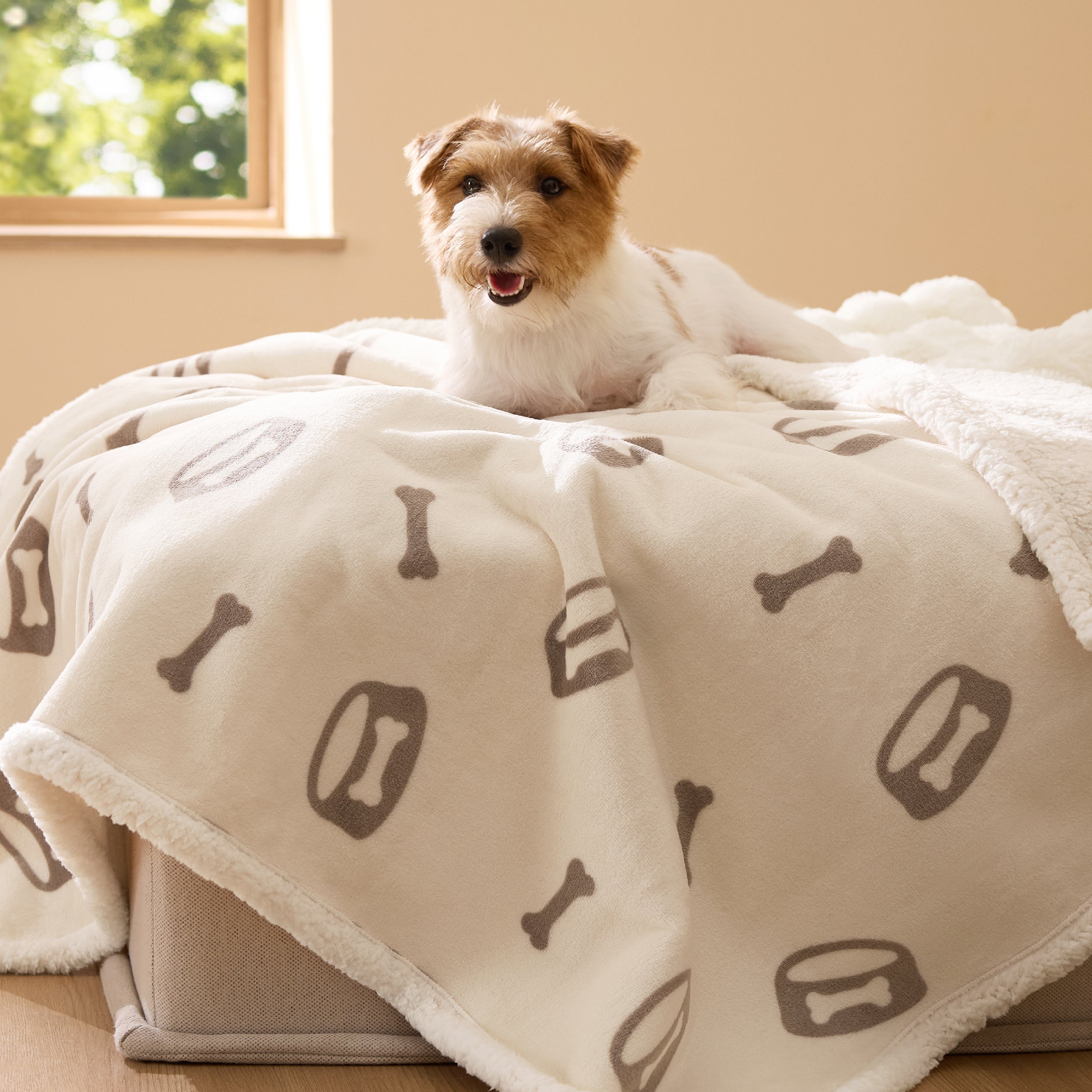 Reversible Waterproof Sherapa Blanket – Image 4