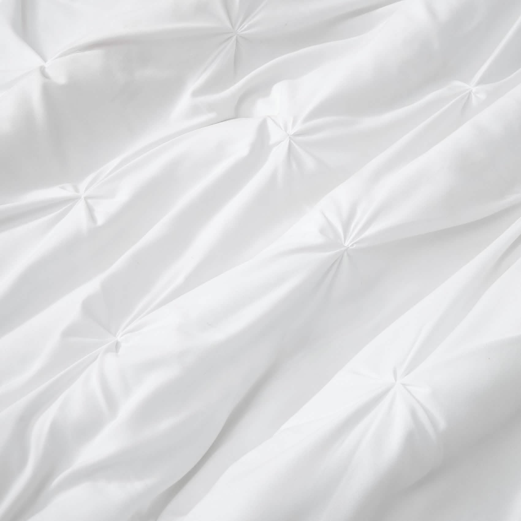 Pintuck Bed-in-a-Bag – Image 4