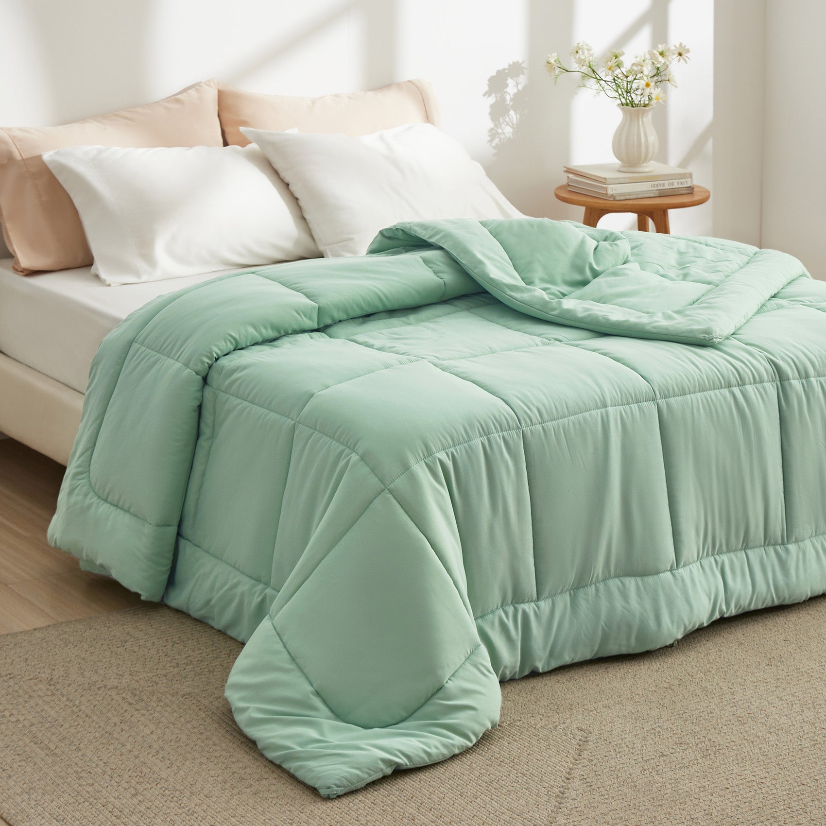 Down Alternative Comforter – Image 2