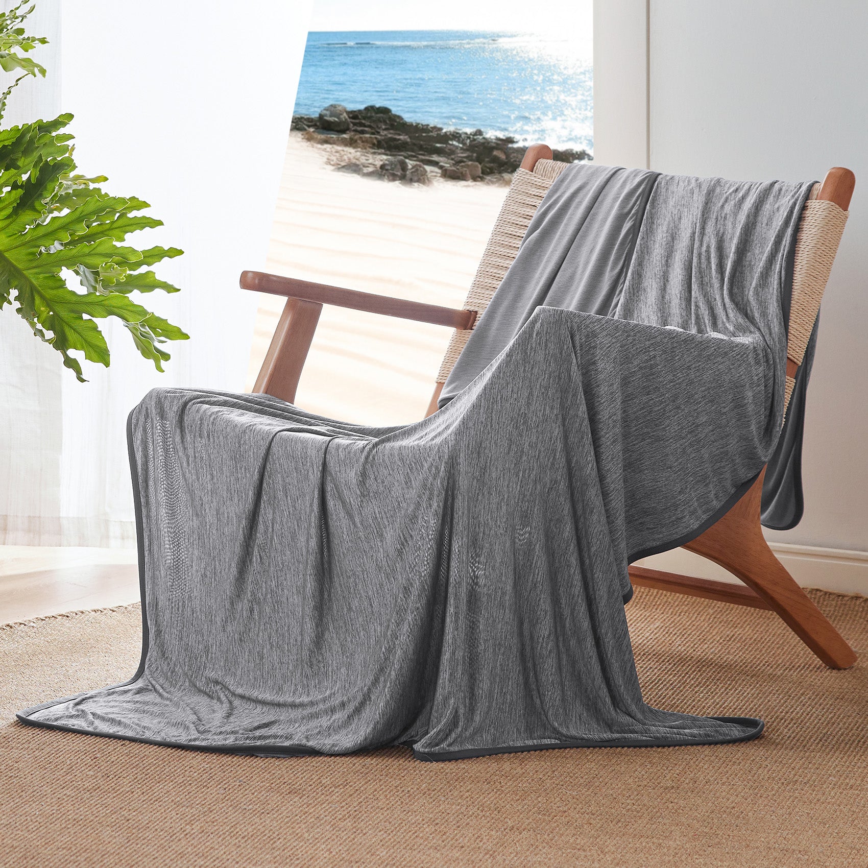 Reversible Cooling Blanket – Image 2