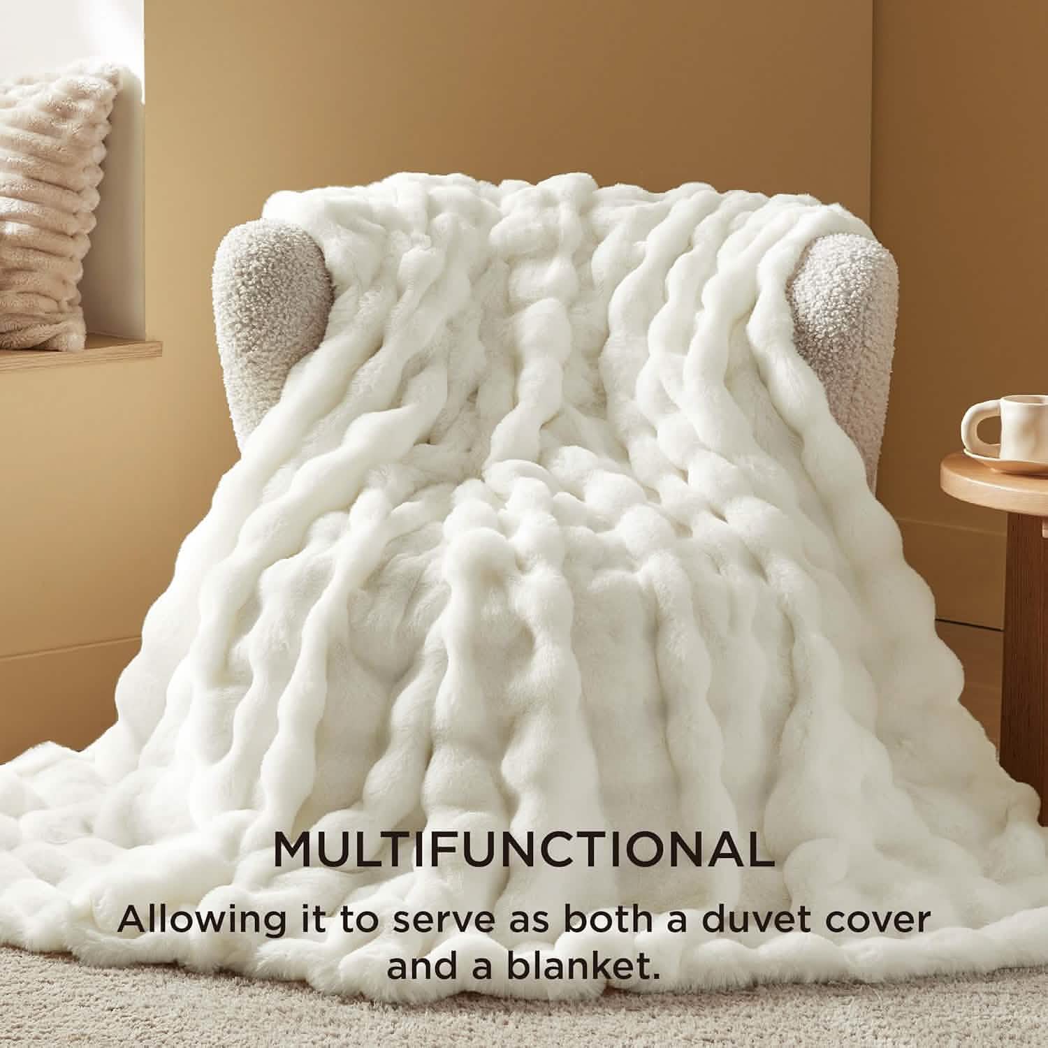 Carved Faux Rabbit Fur Duvet Cover Set – Image 3