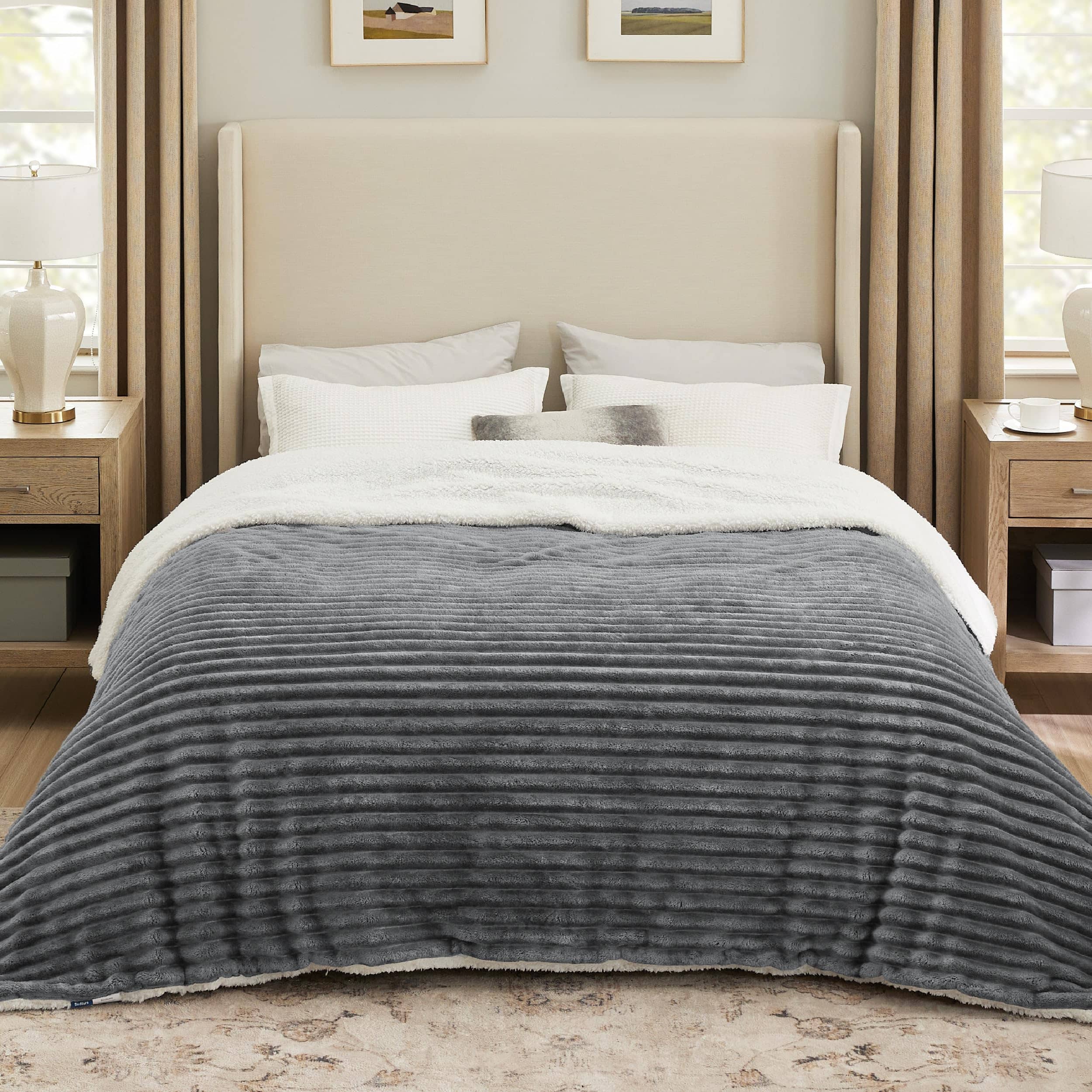 Jacquard Stripes Shaggy Sherpa Blanket – Image 2