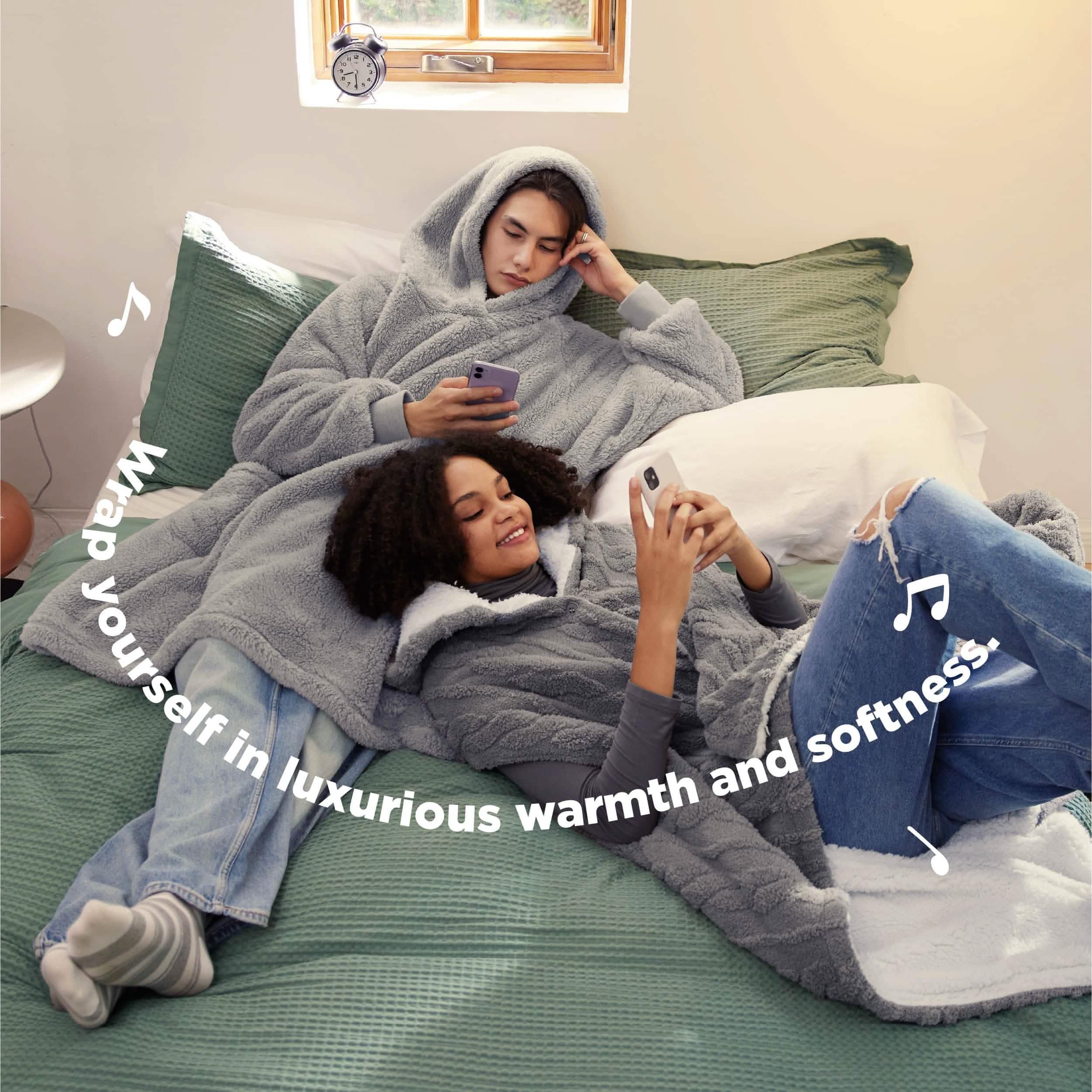 Shaggy Sherpa Blanket Hoodie – Image 3
